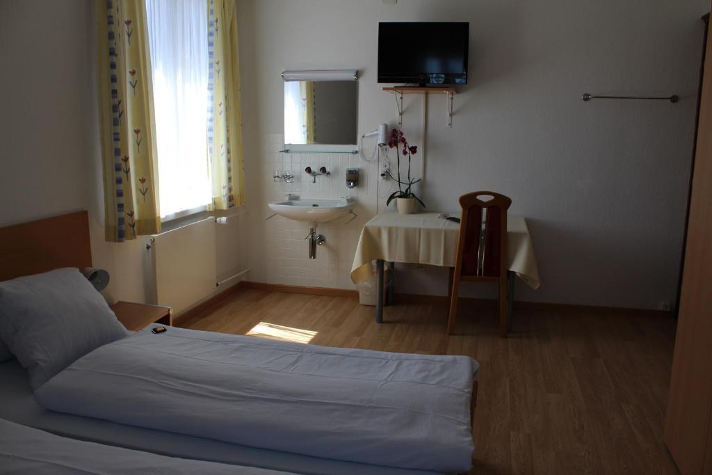 Hotel Glaernisch Hof Хорґен Номер фото